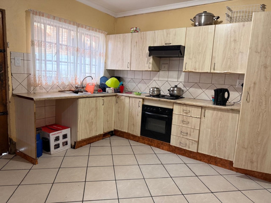 3 Bedroom Property for Sale in Geelhoutpark North West